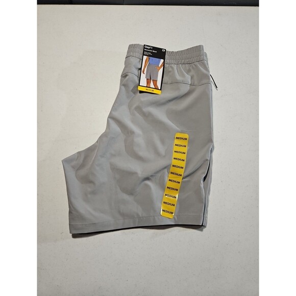 GapFit‎ Men's Movement Short Size Medium Ultimate Grey NWT (A207) - Picture 1 of 8